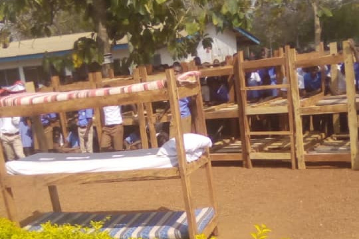 A Teacher Donates Beds to Ease The Pain of Some 30 Students in Goka